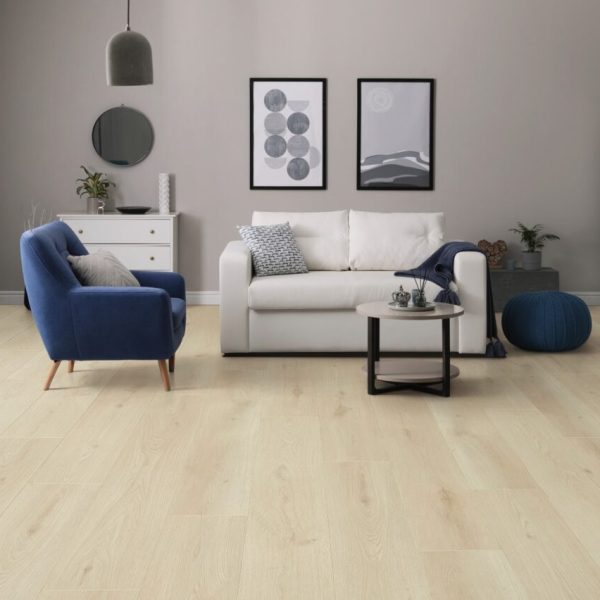 DS811 Gaineswood Room Scene